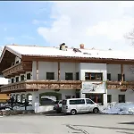Hubertus Mit Erlebnislandgasthof Reitherwirt Hotell Kitzbühel