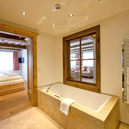 Hubertus Mit Erlebnislandgasthof Reitherwirt 호텔 3*