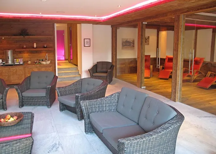 Hotel Hubertus Mit Erlebnislandgasthof Reitherwirt Kitzbühel