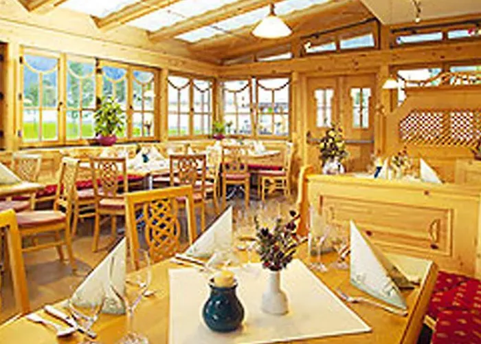 Hubertus Mit Erlebnislandgasthof Reitherwirt Hotel Kitzbühel